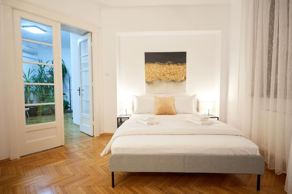 Caragiale Apartment Bucareste Exterior foto